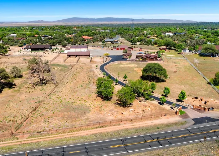 Zebra Ranch 16-guest Compound Mtn Vuspapkl Bal Holiday home Prescott