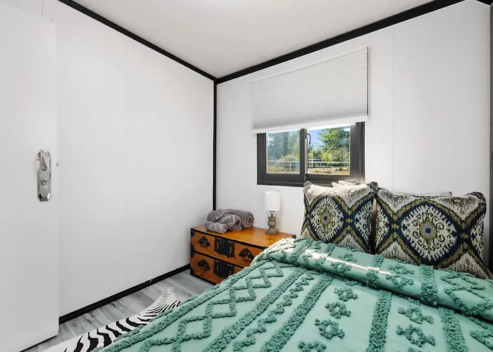Zebra Ranch 16-guest Compound Mtn Vuspapkl Bal Holiday home *