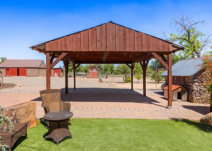 Holiday home Zebra Ranch 16-guest Compound Mtn Vuspapkl Bal *